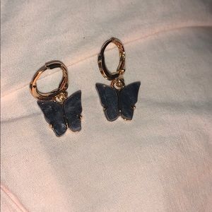 Cute little butterfly (black colored) earrings!!